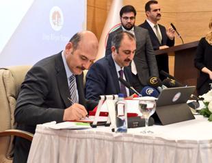 Turkey-US mutually lift sanctions on ministers over release of pastor