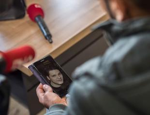 Mother listens to dead son’s heart beating in another body