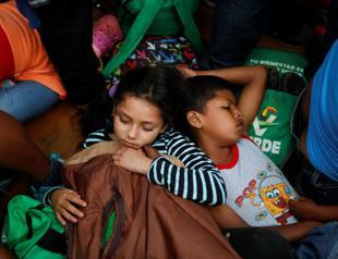 US immigration officials aim to restrict asylum at border