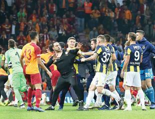 Galatasaray hit with bans on players, coach