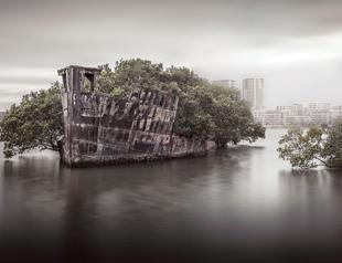 Photos reflect post-industrial revolution stories