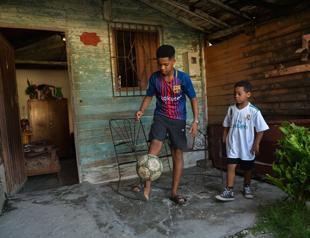 Football scoring in baseball-crazy Cuba
