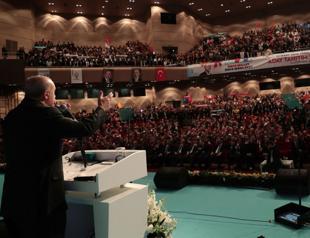 Turkey’s ruling party unveils 40 mayoral candidates