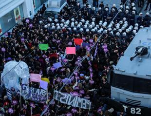 Women march against violence across Turkey