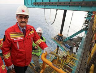 Turkey starts shallow water drilling in Mediterranean Sea