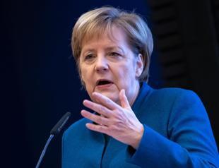 Merkel warns ’no military solution’ to Ukraine conflict