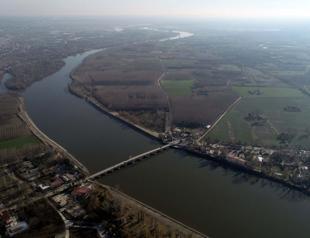 Three migrants found after ‘freezing to death’ near Turkey-Greece border
