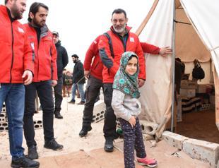 Syrian girl returns home after prosthetics surgery