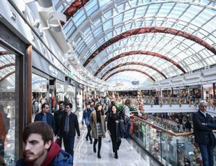 Retail trade volume in Turkey shrunk in October