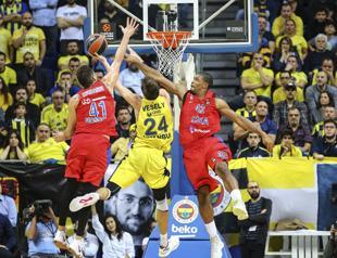 Fenerbahçe beat CSKA Moscow, Anadolu Efes defeat Buducnost Voli