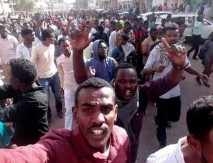 Sudan president vows reform after deadly protests