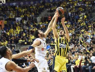 Fenerbahçe comes back to beat Real Madrid