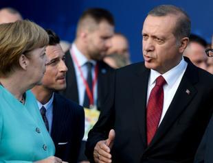 Erdoğan, Merkel discuss Syria and migrants over phone