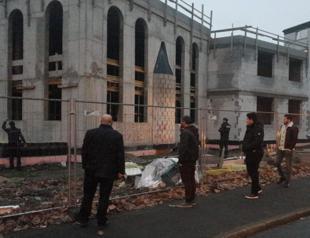 Mosque in western Germany vandalized with racist slurs