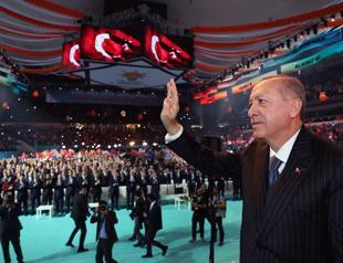 Erdoğan urges his ruling party to work hard to win Ankara in local polls