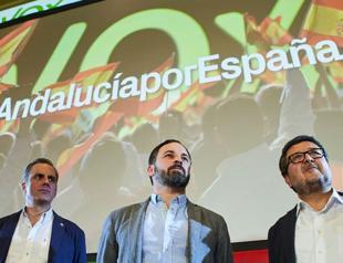 In post-Franco first for Spain, far-right party becomes kingmaker in Andalusia