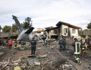 Military cargo plane crashes in Iran, 15 killed