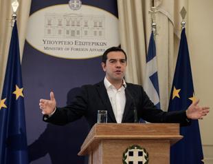 Greek PM in last-ditch effort to stave off Sunday vote defeat