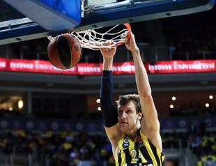 Leader Fenerbahçe travels to Canary Islands in Euroleague