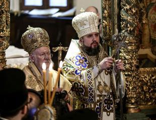 Istanbul, Moscow churches trade barbs over Ukraine