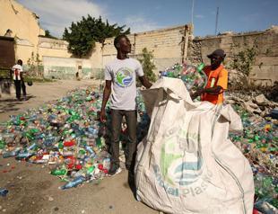 Global companies set up alliance to eliminate plastic waste