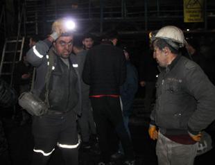 Workers rescued after mine collapse in Turkey’s Amasya