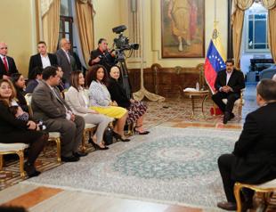 US sanctions threaten Venezuelas economy as Maduro eyes next move