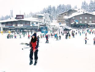 Six trapped under snow rescued in Uludağ