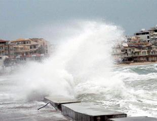 Turkey’s south alarmed over new tornado, supercell storm warning