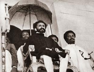 African leaders unveil statue of Ethiopias last emperor