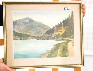 ‘Hitler’ paintings fail to sell at Nuremberg auction