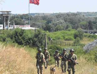 Turkish police detain Greek national at border