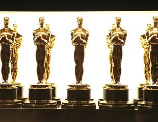 Clooney, Pitt among Hollywood actors yelling cut over Oscar award changes