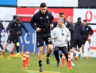 Beşiktaş takes on archrival Fenerbahçe to cling to league race