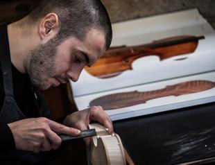 Swiss luthier striving to make a 21st-century Stradivarius