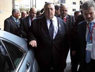 Syria takes part in first Arab meeting since 2011