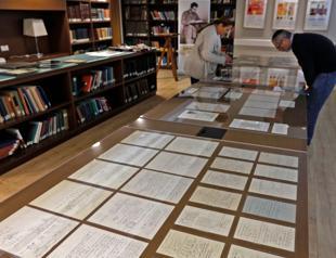 Einstein puzzle solved as missing page emerges in new trove