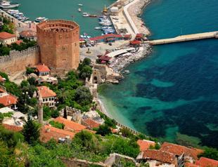 Alanya: Under the spring sun