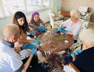 Experts warn people not to stay silent against elder abuse