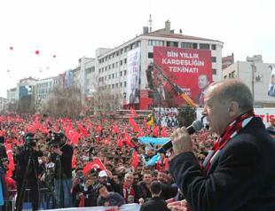 Erdoğan says he expects record turnout in local elections