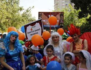 Orange Blossom Carnival to brighten up Turkeys Adana