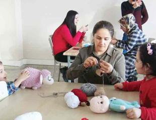 University atelier producing organic toys for children with leukemia