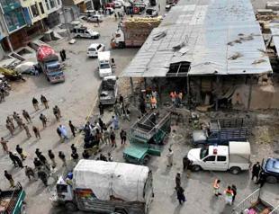 Suicide blast rips through Pakistani fruit market, killing 20