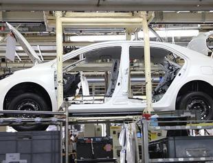 Auto sector manufactures 735,000 cars in first half