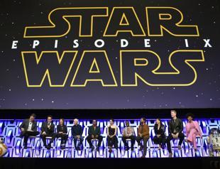 Star Wars: Rise of Skywalker sees return of emperor Palpatine