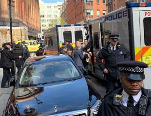 Assange will cooperate with Sweden, but fight US warrant: lawyer