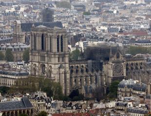 Uncertainty over time needed to rebuild Notre-Dame