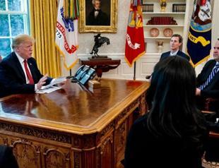Trump meets Twitter CEO, complains about lost followers