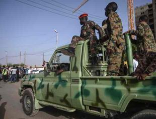 Sudan protesters, army rulers in breakthrough talks over civil rule