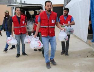 Turkish Red Crescent hosts iftar in Idlib